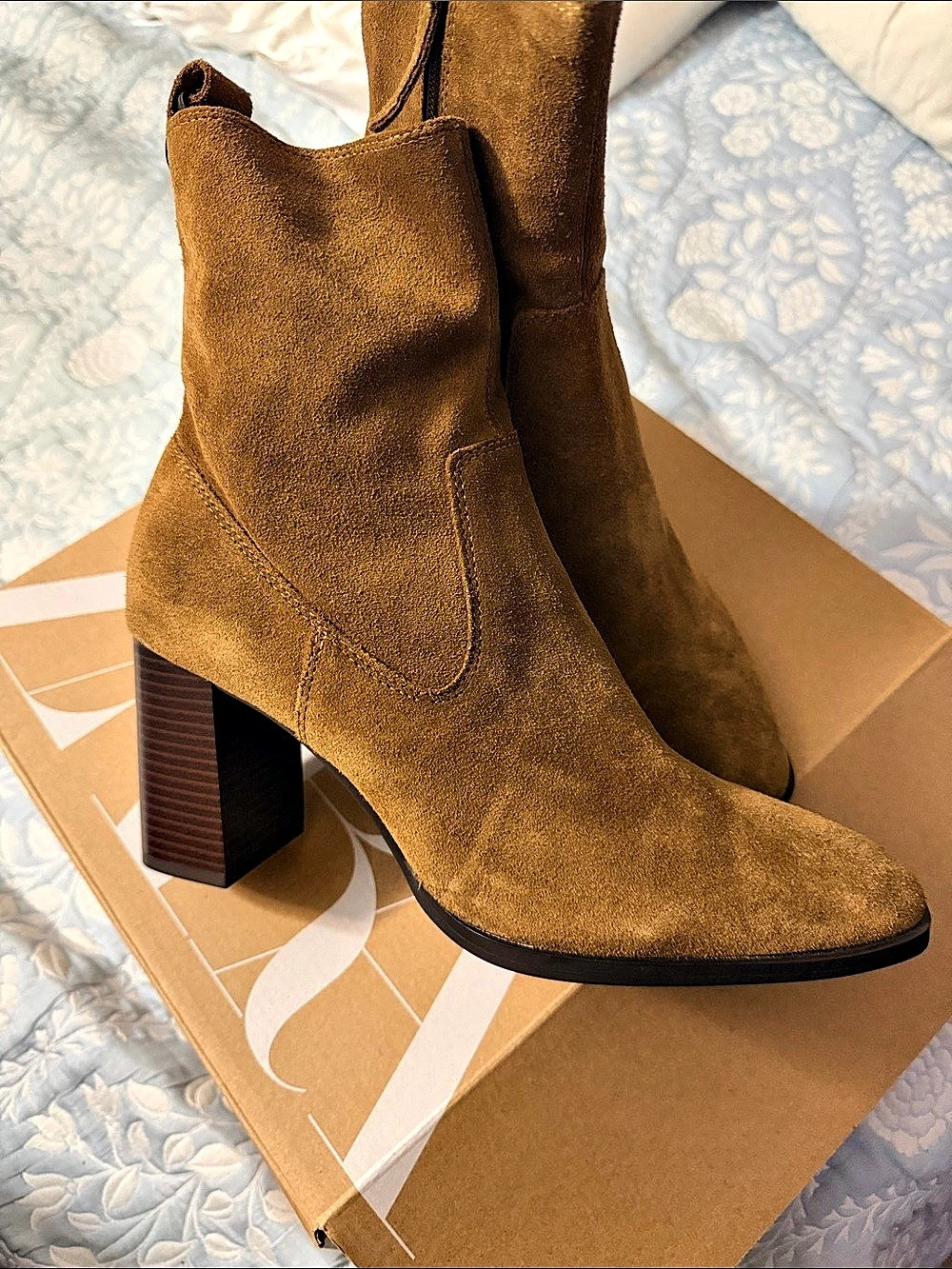 Zara Suede Block Heel Ankle Boots - Picture 2 of 3